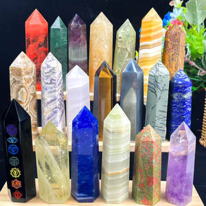 Pierre précieuse de guérison Reiki sculptée à la main, cristal de <span class=keywords><strong>fluorite</strong></span>, obsidienne noire, œil de tigre, pointe de matériau mixte pour la décoration de la maison, vente en gros - Product Image 1