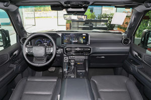 Toyota LandCruiser Prado 2.4T Hybride <span class=keywords><strong>VX</strong></span> 5 places, occasion, meilleur <span class=keywords><strong>prix</strong></span>, 2025, faible kilométrage, jamais accidenté, un seul propriétaire, historique d'entretien complet - Product Image 5