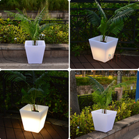 Pots de jardinières solaires carrés blancs PE, Pot de fleurs Led en plastique moderne, changement de couleur de la lumière
