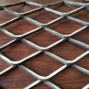 Grille métallique décorative perforée en losanges avec service de découpe pour la décoration intérieure - Product Image 3