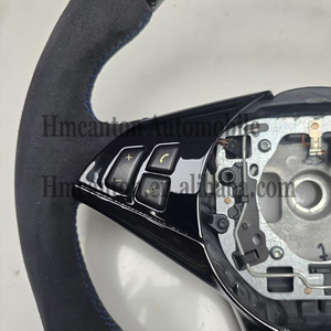 Nouvelles arrivées en stock : Volant sport en fibre de carbone forgée et Alcantara avec bande rayée pour BMW E60 2007 - Product Image 5