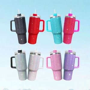 Vaso Térmico de 40 oz con Asa y Pajita, Aislamiento al Vacío, Totalmente Decorado con Diamantes de Imitación, en Colores Negro, Morado, Azul, Plateado, Rosa y Rojo Rosa - Product Image 4