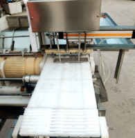 Machine à brochettes de viande de poulet électrique automatique pour la fabrication de brochettes Adana, machine à brochettes de viande efficace, équipement de transformation de brochettes de kebab