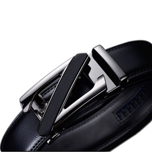 क्रिसमस दिवस के लिए पट्टिका बकल 38 मिमी चौड़ाई के साथ पुरुष पोशाक - Product Image 6