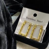 Aros Finos de Moda MW, Aros de Acero Inoxidable Chapados en Oro de 18k con Geometría Irregular y Estilo Minimalista, Venta al por Mayor