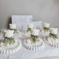 Bougie personnalisée en forme d'ours avec ruban et plateau, bougie parfumée à la cire de soja, cadeau de luxe mignon pour la décoration de la maison, fête, anniversaire, mariage