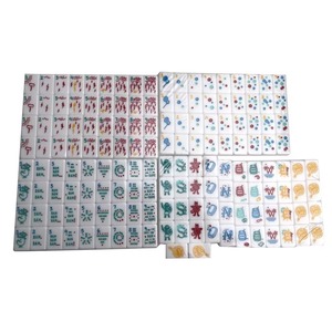Jeu de Mahjong Américain 160 Pièces, Design Cartoon Adorable, Tuiles en Acrylique Blanc, Portable pour Voyage, Divertissement à Domicile et Fêtes, Jeu de Société - Product Image 4