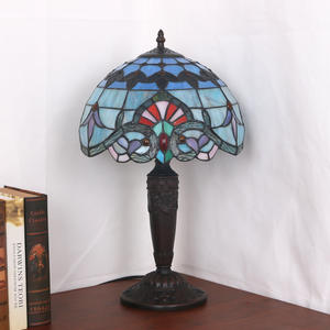 Lámparas de Mesa de Estilo Retro Europeo para Dormitorio, Diseño Barroco Azul, Creativas para Sala de Estar y Estudio - Suministro Directo de Fábrica - Product Image 3