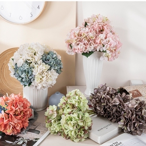 Vente en gros d'apparence véritable hortensia en soie, fleur d'hortensia artificielle éternelle bon marché pour la décoration de la maison de mariage - Product Image 1