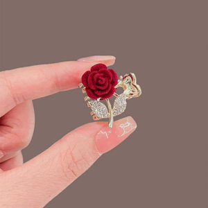 Best Sales Elegant Temperament Small Red <b>Rose</b> Shaped Hairpin <b>Light</b> Luxury Women's Alloy Hairpins Fashion Jewelry Wholesale - Product Image 2