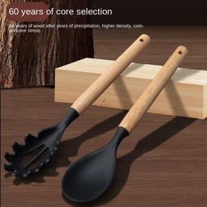 Juego de Utensilios de Cocina USSE de 19 Piezas de Silicona y Madera Ecológicos con Mangos Resistentes al Calor Aptos para Lavavajillas/Microondas/Horno - Product Image 5