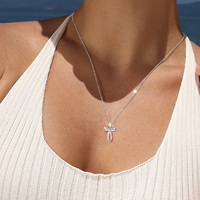 Collar con Cruz para Mujer, Colgante de Cruz con Moissanita VVS, Joyería Religiosa, Regalos de Navidad, Collar de Plata 925 Chapado en Oro con Cruz de Fe