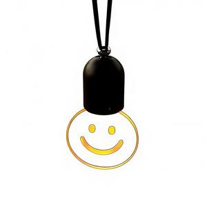 Pendentif lumineux créatif en forme de visage souriant pour voiture, veilleuse décorative pour rétroviseur, cadeau pour petit ami - Product Image 1