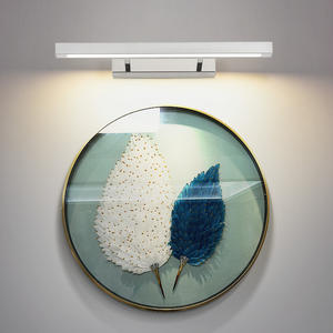 Miroir lumineux LED moderne à fixation murale, finition chromée industrielle, lumière de salle de bain, aluminium imperméable - Product Image 2