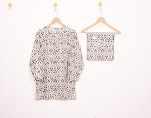 Ensembles de pyjamas en coton style vintage, imprimés à la main avec des boutons, respirants, pour l'été - Product Image 2