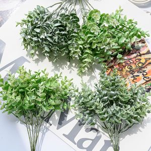 ต้นยูคาลิปตัสประดิษฐ์ CallaFloral สำหรับตกแต่งผนัง ตกแต่งงานแต่งงาน ใช้ได้ทั้งภายในและภายนอกอาคาร ทำจากพลาสติก - Product Image 2
