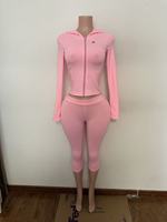Ensemble 2 pièces pour femme : haut court à demi-zip et pantalon capri taille haute – Tenue de sport décontractée