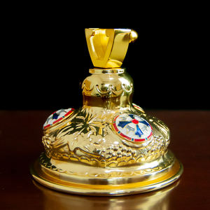 Proveedor de productos católicos ortodoxos Fabricación Soporte de artesanía religiosa de metal de Cruz Chapado en oro Jesús Cruz Base Religión Artículo - Product Image 3