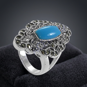 Bague Art Palace Vintage en turquoise synthétique et argent sterling 925, avec superbes marcassites, pour mariage et soirée, évaluation tierce partie - Product Image 4