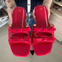 Produits Tendance Nouveautés Mode Été Nouvelles Sandales Plates pour Femmes Sandales pour Dames Babouches Femme Tendance Loisirs