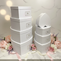 Boîte-cadeau en forme de cœur personnalisée en gros, en carton recyclé, avec pelliculage brillant, boîtes rigides, boîte à fleurs