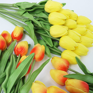 ดอกทิวลิปจิ๋วประดิษฐ์ ช่อดอกไม้สีเหลืองส้ม สำหรับตกแต่งงานแต่งงานและบ้าน ดอกไม้ผ้าไหม ต้นไม้ปลอม เทคโนโลยีการปั๊มนูน - Product Image 1