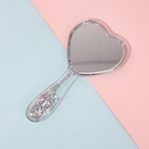Miroir compact en forme de cœur Zonyin, mignon, transparent, effet sable mouvant, miroir de poche scintillant pour fille, idéal pour les voyages - Product Image 3