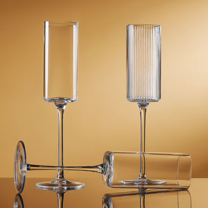 Flûtes luxueuses et chics verres à vin en cristal flûtes à champagne transparentes étincelantes avec logo personnalisé - Product Image 4