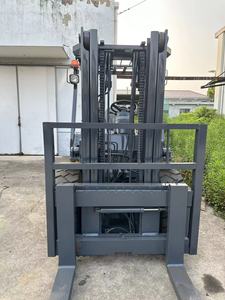Komatsu Fd30 3 Ton Diesel <b>Forklift</b> Used Retail Restaurant Industries 4WD Rough Terrain Solid Tire Three Stage Mast Optional - Product Image 2
