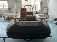 Bateau pneumatique à coque en aluminium DV430 430 cm Achilles Hypalon avec console