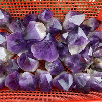 Pierre minérale brute de guérison en cristal naturel de haute qualité pierre de pointe en cristal d'améthyste brute pour spirituel
