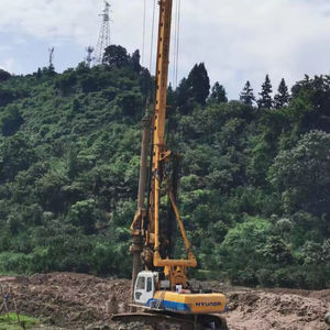 Buen estado Venta caliente Tipo usado Plataforma de perforación rotativa Bauer BG25 Con precio de fábrica Plataformas de perforación - Product Image 1