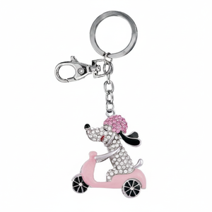 Portachiavi con Cane Rosa su Scooter con Strass e Chiusura in Metallo - Product Image 2