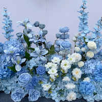 Arrangement floral artificiel de l'usine de fleurs de mariage décoratives bleu clair faites à la main Guide routier couleur Premium pour la décoration de mariage