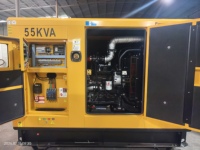 Groupe électrogène diesel silencieux triphasé 40 kW 50 kVA avec moteur DCEC, groupe électrogène de secours extérieur 44 kW 55 kVA avec ATS pour événements