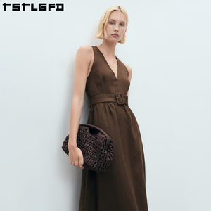 ชุดเดรสผ้าลินินผู้หญิงแบบใหม่ขายส่ง ชุดเดรสยาวปานกลางสำหรับฤดูร้อน ชุดเดรสผ้าลินินคอวีลึกพร้อมเข็มขัดสำหรับผู้หญิง - Product Image 3