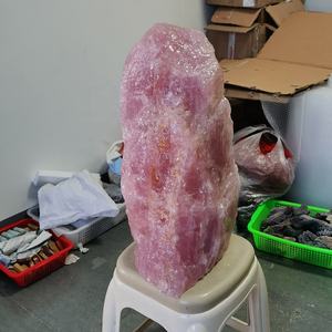 Su Larga Scala Feng Shui Naturale Quarzo Rosa Guarigione Di Cristallo <span class=keywords><strong>Pietre</strong></span> Raw Ruvido - Product Image 6