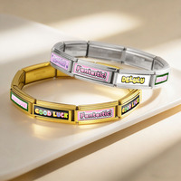 Venta al por mayor de dijes italianos personalizados de diseño original Miss Sweet Heart Vibes, compatibles con pulseras de acero inoxidable de 9 mm, para la creación de joyas DIY.