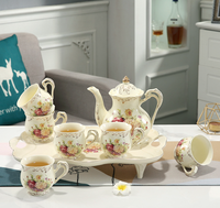 Service à thé en céramique de luxe léger nordique doré, 8 pièces, avec plateau