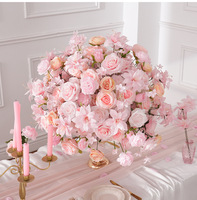 Centre de table floral de luxe en polyester durable, imitant des lys blancs en cascade, pour décoration de mariage, 240 cm