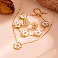 Conjunto de joyería de flor de acero inoxidable MIRADIA, chapado en oro de 18 quilates, collar de flor de cinco hojas, pulsera, pendiente, conjunto de joyería para mujer