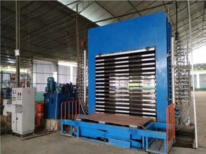 Equipo de Prensado en Caliente Hidráulico de Alta Resistencia para Madera Contrachapada, Máquina Industrial de Prensado de Paneles para el Proceso de Madera - Product Image 3