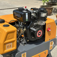Compacteur routier vibrant monorouleau Changfa à conducteur marchant, pour asphalte, avec moteur et pompe haute performance