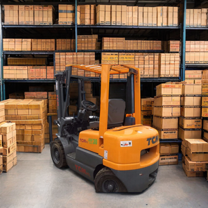 Montacargas Komatsu TCM FD30 de 3T, Motor Diésel Manual, Usado de Alta Calidad, Capacidad de Carga Nominal de 3T, Altura Máxima de Elevación de 3000 mm - Product Image 1