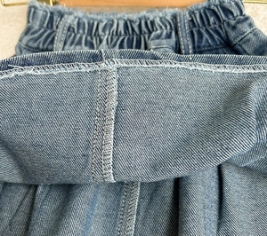 2 pz/set primavera autunno moda morbida manica lunga per bambini jeans Top + gonna plissettata 2 pezzi Set abbigliamento per ragazze alla moda - Product Image 4