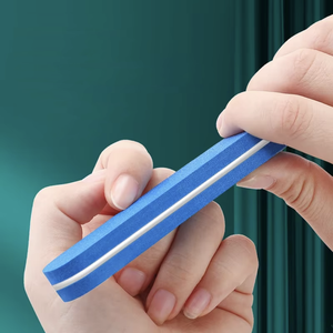 Lime à ongles et polissoir double face en éponge droite avec grain grossier et fin, outil de ponçage multi-facettes pour ongles - Product Image 3