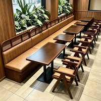 Ensemble de sièges de restaurant commercial avec dossier en rotin et table de café pour bistro et café