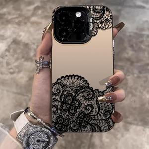 <span class=keywords><strong>Coque</strong></span> de téléphone portable TPU pour <span class=keywords><strong>Iphone</strong></span> X Xr Xs <span class=keywords><strong>11</strong></span> 12 13 14 15 16 17 Pro Max Art Lace Black Flower Printing Electroplated Silver Key TPU PC - Product Image 1