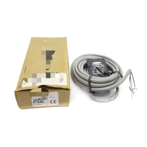 INGENIERÍA QMT42VP6FF750 57540 10-30VDC NSMP Nuevo Original Listo Stock Automatización industrial PAC Dedicado PLC Programación Control - Product Image 1