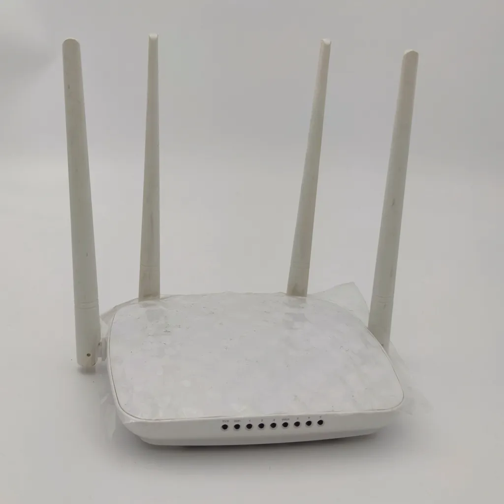 Digunakan Tenda FH456 Melalui Dinding 300Mbps Inggris Antarmuka 4 Antena WiFi Wireless Router WIFI Router